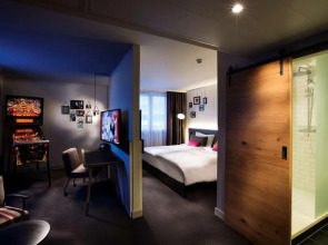 Отель pentahotel Brussels City Centre