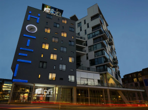 Отель Aloft Brussels Schuman