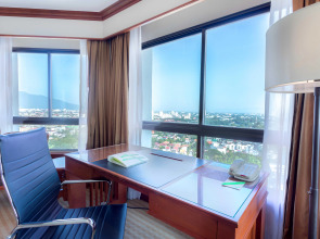 Centara Riverside Hotel Chiang Mai