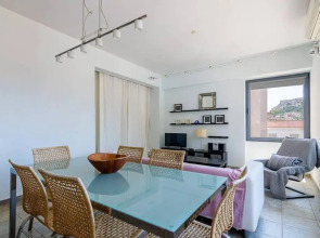 1bedroom house in the city center with great view