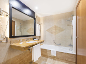 Be Live Experience La Nina