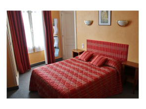 Hotel De France Et De Guise