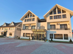 Bon Hotel City & Resort