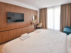 Luxury Hotel Riva - Budva