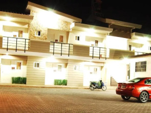 Rumi Apartelle Hotel