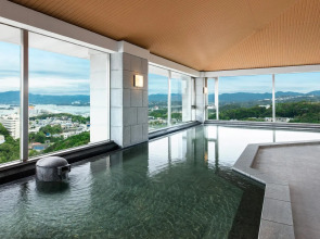 Отель Nanki-Shirahama Marriott