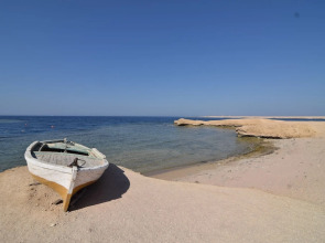 Sharm El Naga Resort and Diving Center