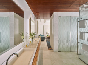 Aerotel Muscat - Airport Transit Hotel