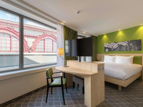 Hampton by Hilton Antwerp Central Station