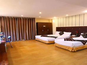 A25 Hotel - 46 Chau Long