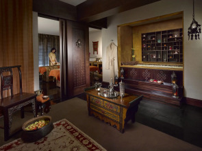 Shangri-La Hotel Apartments Qaryat Al Beri