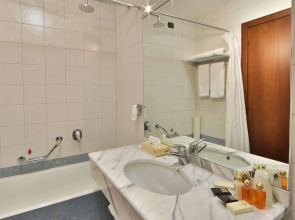 Best Western Hotel Cavalieri Della Corona