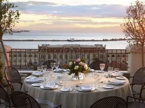 Mediterranean Palace Hotel