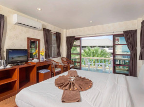 Royal Crown Hotel & Palm Spa Resort