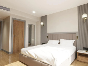 Dobedan World Palace