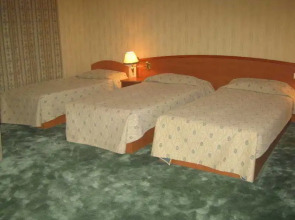 Khorezm Palace (Хорезм Пэлэс)