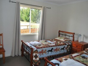 High Country Trail Rides & Farm Stay