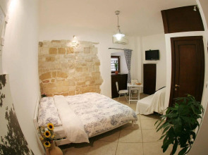 Saint Nicholas Plaza