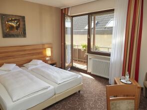 Flair Hotel Weinstube Lochner