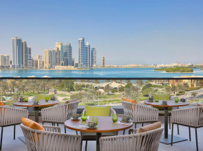 DoubleTree by Hilton Sharjah Waterfront Hotel & Residences