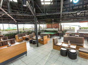 Urban Travellers Hotel