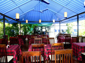 Mayflower Beach Resort