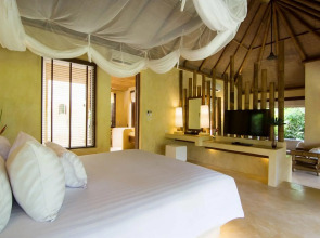 High Season Pool Villa & Spa