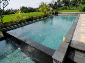 Nyoman Karsa Bungalow