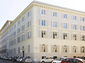 Отель The Building