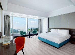 Nina Hotel Tsuen Wan West