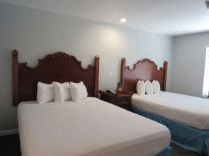 Capri Suites Anaheim