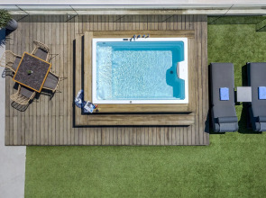 Glyfada Riviera Hotel