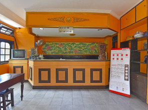 Oyo 3244 Grand Chandra Hotel