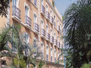 RF Astoria - Only Adults