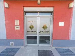 Garni hotel Piramida