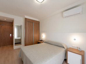 Отель RH Riviera -  Recommended for Adults