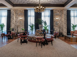 NH Collection Valencia Colón