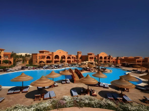 Charmillion Gardens Aquapark