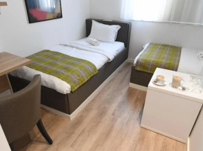 Belgrade Inn Garni Hotel