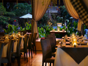 Adi Dharma Hotel Legian