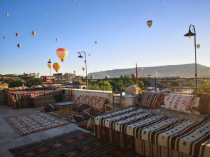 Azalea Terrace Cave Hotel