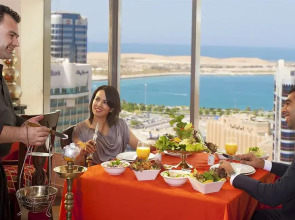 Swiss Hotel Corniche