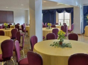 The Constitution Inn