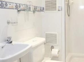 Abbotsford Guest House