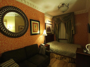 Opulence Boutique Hotel