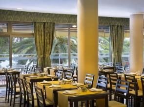 Aminess Vival Grand Azur Hotel