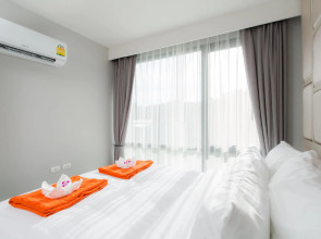 6th Avenue Surin Beach