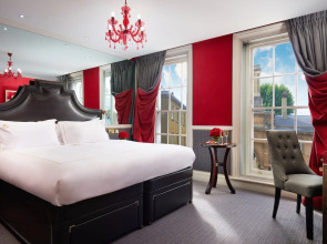 The Rubens at the Palace