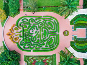 Hong Kong Disneyland Hotel