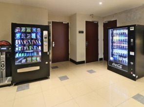 XO Hotels Blue Square